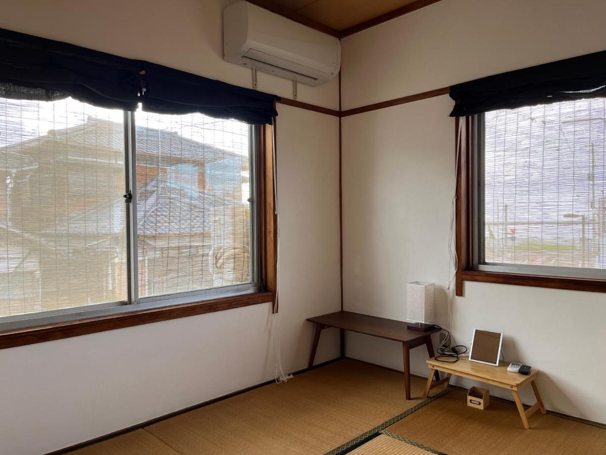 Guesthouse紫雲 Kanonji Exterior foto